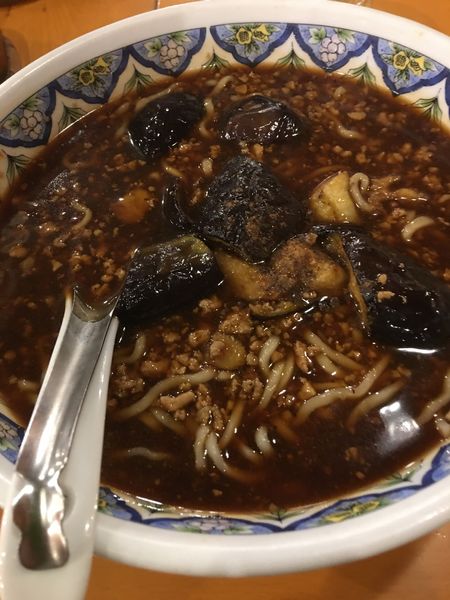 「麻婆茄子ラーメン」@中国ラーメン 揚州商人 田無店の写真