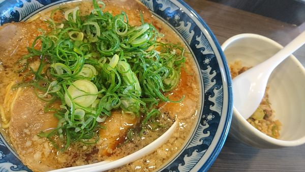 「らぁめん、大盛、半チャーハン」@食堂 水城屋の写真