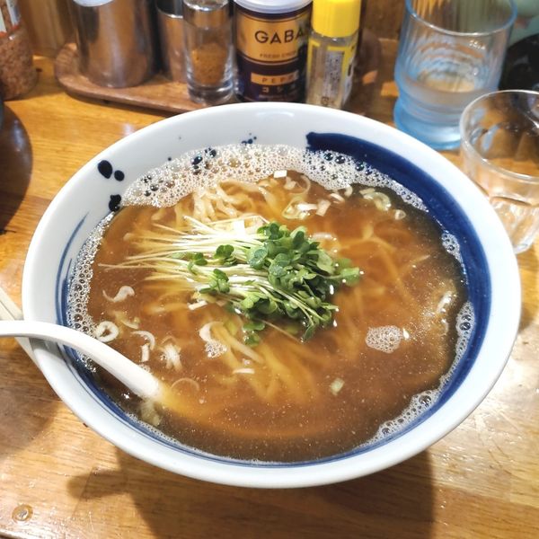 「【気まぐれ限定】手もみかけ醤油鶏そば」@麺屋 鶏口の写真