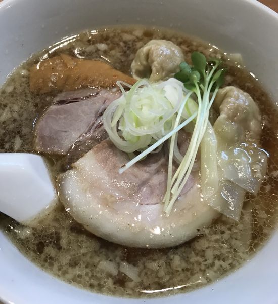 「【限定】背油生姜醤油らぁ麺　９００円」@らぁ麺 はやし田 横浜店の写真