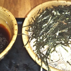 なぜ蕎麦にラー油を入れるのか。 池袋本店壬生の写真