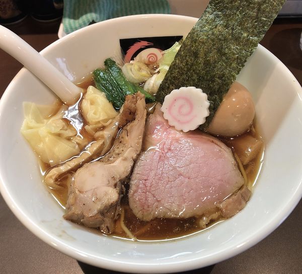 「わんたん中華そば1000円」@おおぜき中華そば店の写真