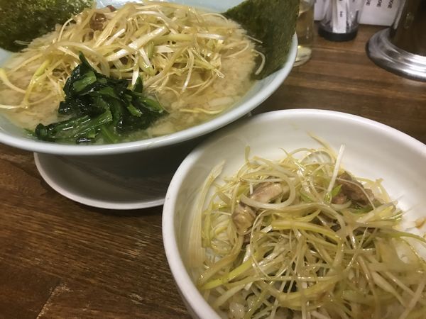 「ネギラーメン中 ネギ丼」@ラーメンショップ 厚木店の写真