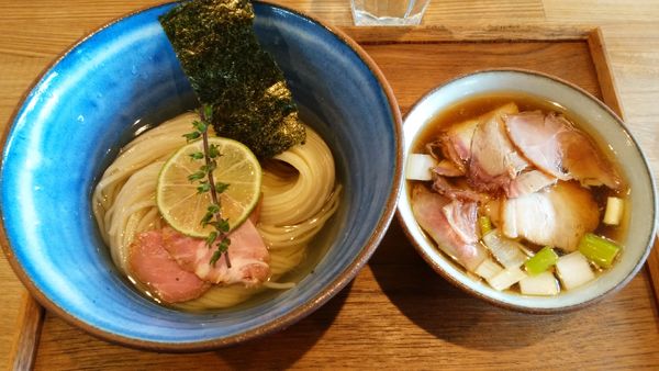 「昆布水つけめん醤油(250g)¥900+味玉¥100-」@YOKOKURA STOREHOUSEの写真