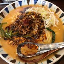 坦々麺大盛固め　1,111円