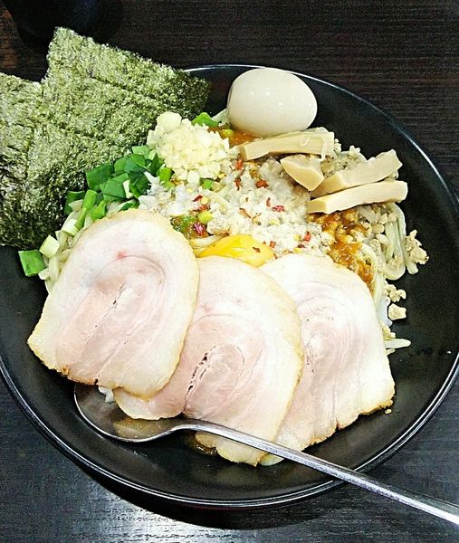 「油そば 850円＋全部のせ 310円」@ラーメン屋 ばーばら 幸田店の写真