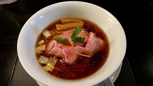 「地鶏丹波黒どり醤油らぁめん_880円」@KaneKitchen Noodlesの写真