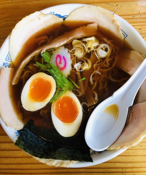 「バラチャーシュー麺(大)玉子トッピング 1250円」@手打ち中華そば 白圡屋の写真