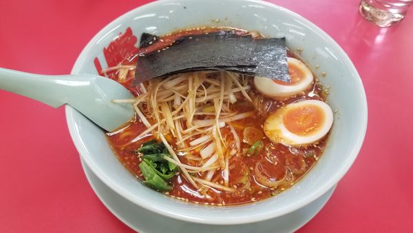 「辛味噌ネギラーメン　激辛　味玉トッピング」@山岡家 松本店の写真