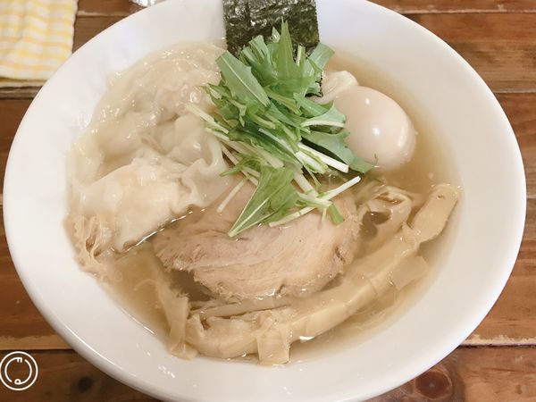 「わんたん塩そば＋味玉」@武麗舞の写真