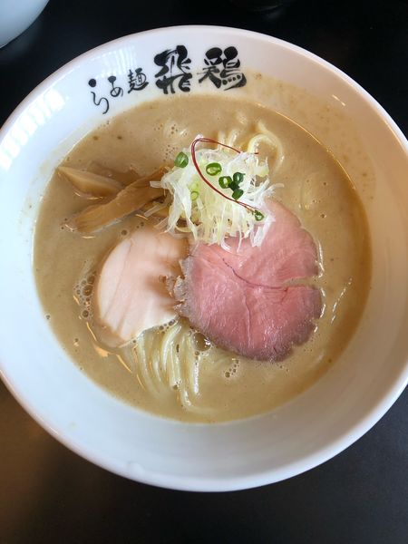 「鶏白湯そば　800円」@らぁ麺 飛鶏の写真