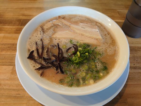 「博多ラーメン+チャーハンセット」@博多ラーメン まっしぐらの写真