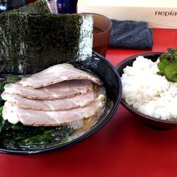 チャーシューメン並 のり増 ほうれん草増