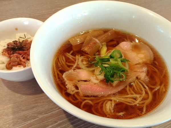 「醤油そば＋チャーシュー丼」@中華そば 和渦 TOKYOの写真