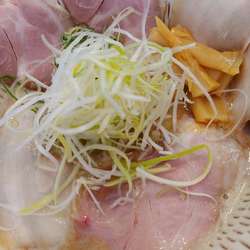 濃厚鶏白湯チャーシュー