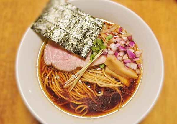 「坂戸醤油らーめん」@らーめん コッコの写真