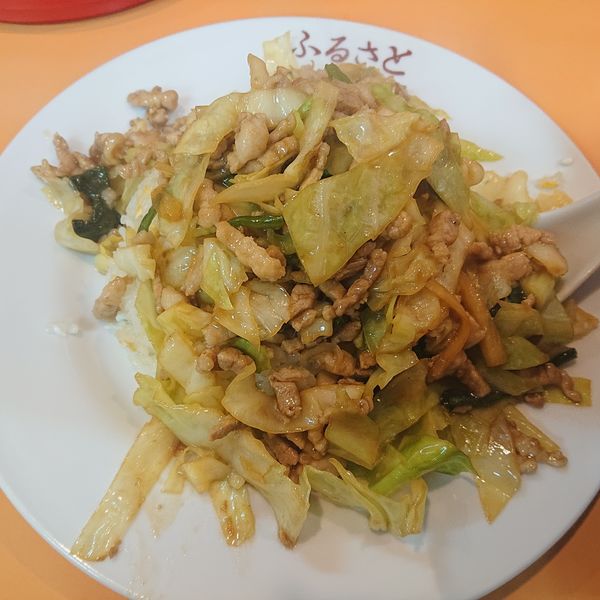 「ワンタンメン(750円)、肉チャーハン(900円)」@中華 ふるさとの写真