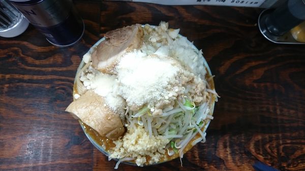 「限定チーズカレー」@麺でる 川崎店の写真