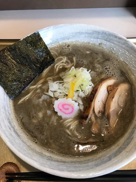 「濃厚煮干し　800円」@麺屋 なるとの写真