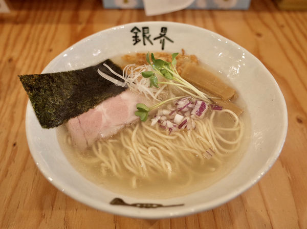「塩のラーメン…820円」@銀界の写真