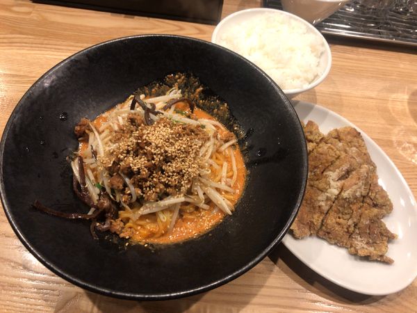 「排骨汁なし坦々麺」@かつぎやの写真