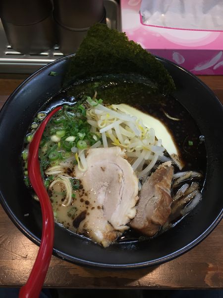 「やみつきトンコツ」@博多糟屋らーめん あかつき 北金目店の写真