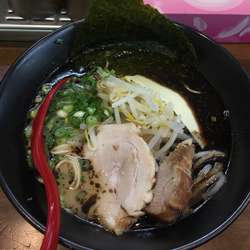 やみつきトンコツ