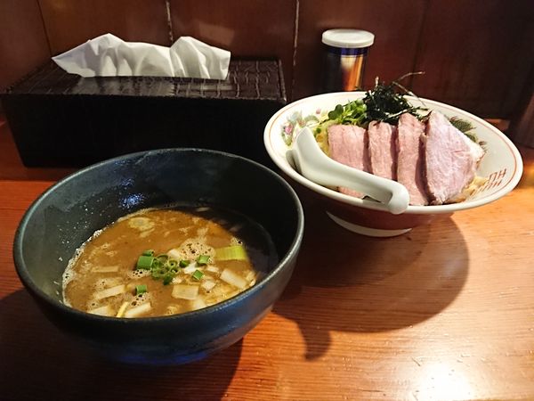 「豚骨魚介ちゃーしゅーつけ麺(柚子・手揉み麺)」@麺処 ほん田の写真