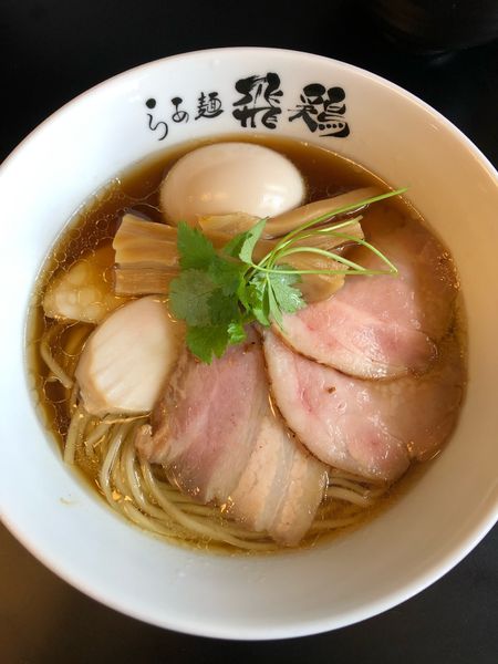 「鶏そば全部のせ　980円」@らぁ麺 飛鶏の写真