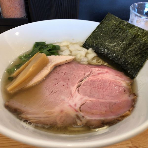 「煮干らーめん(正油)800円、和え玉(並)250円」@煮干らーめん 川むらの写真