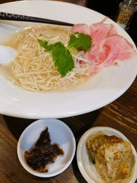 「貝だし塩らーめん」@NOODLE MEISTER 源九 GENKの写真