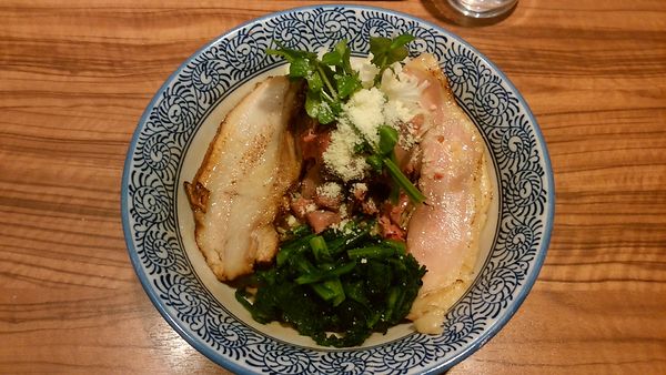 「お肉と麺」@ラーメン燈郎の写真