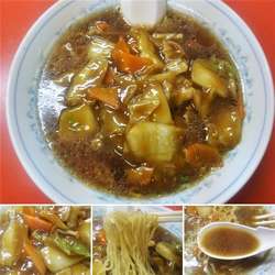 カレーソバ　750円