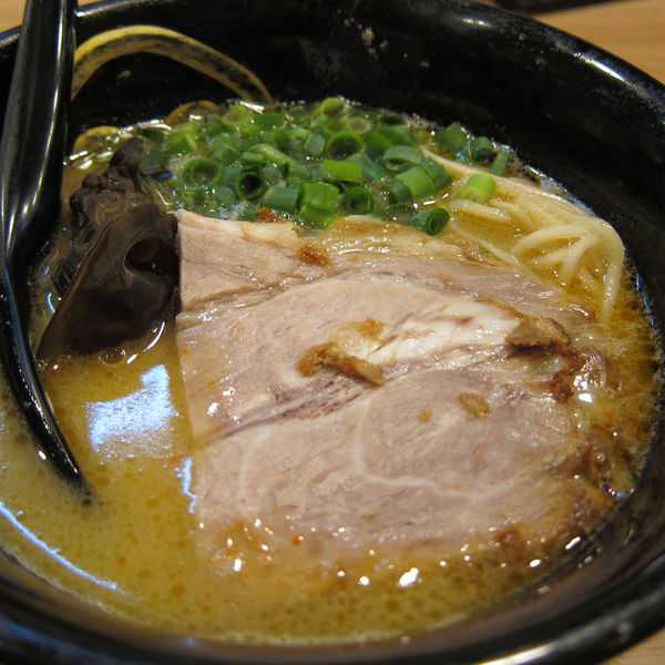 「ミニらーめん 550円」@琉球島豚 麺屋なりよしの写真