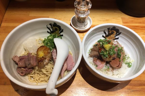 「特製フォアグラ油そば、満鶏丼」@満鶏軒の写真