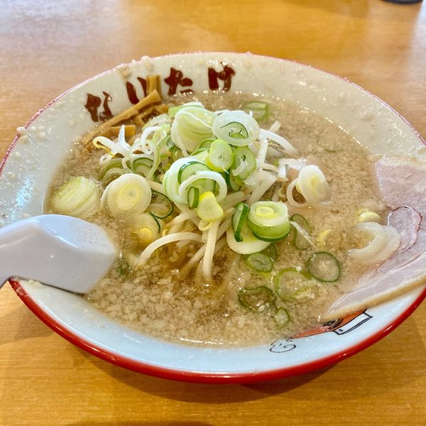 「しょうゆらーめん　半麺　脂少なめ　750」@こってりらーめん なりたけ 幕張店の写真