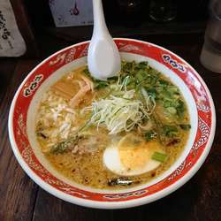 胡麻とニラの辛口ラーメン  @830円