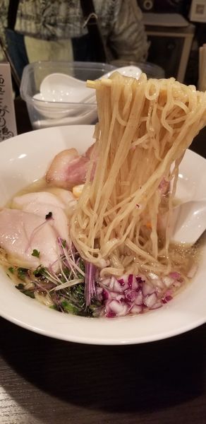 「特製鶏そば」@まがり鶏の写真