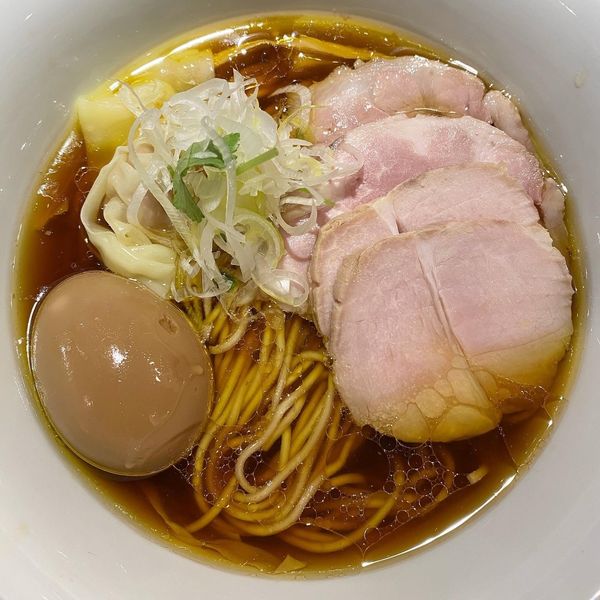 「特製中華そば　鶏油和え玉」@中華そば 麺壁九年 本店の写真