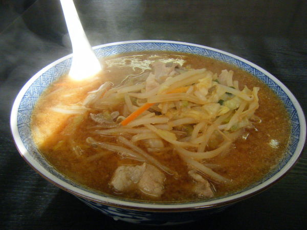 「みそラーメン（野菜大盛）」@宝来屋の写真