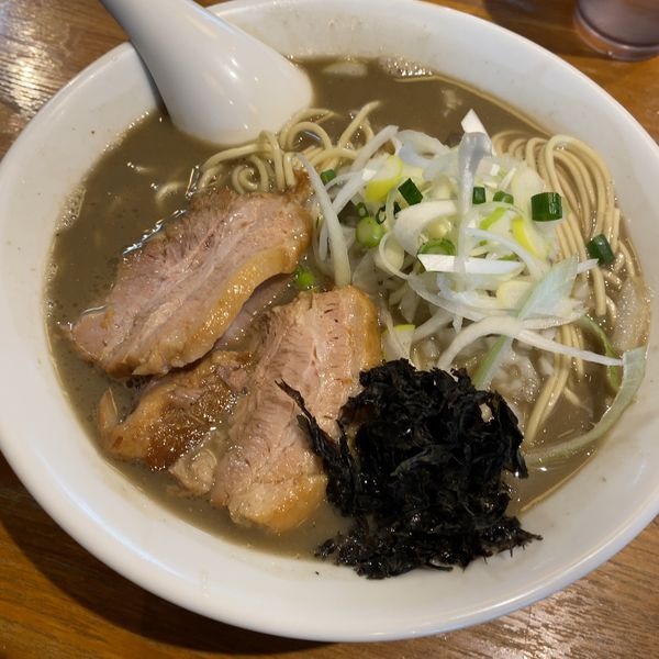 「濃厚煮干そば780円」@中村屋総本山の写真