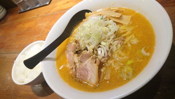 「味噌ラーメン、大盛、小ライス」@札幌味噌麺 優の写真