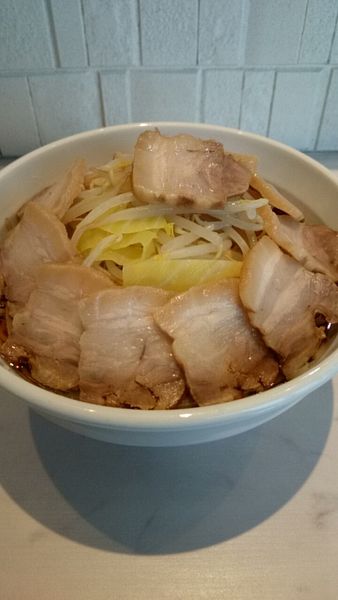 「チャーシュー麺大盛(800円)」@らーめん 七一の写真