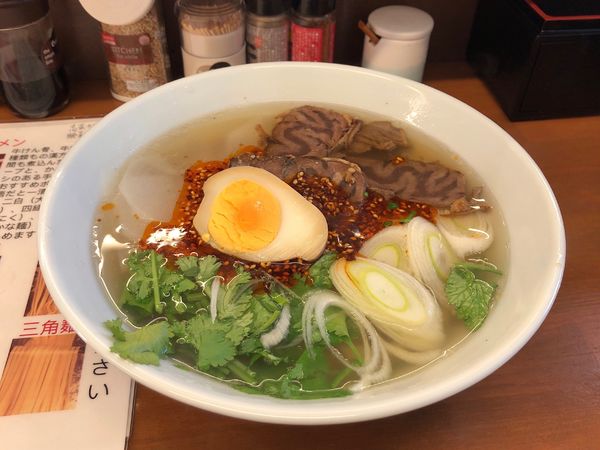 「蘭州牛肉ラーメン　700円(＋税)」@山海亭の写真