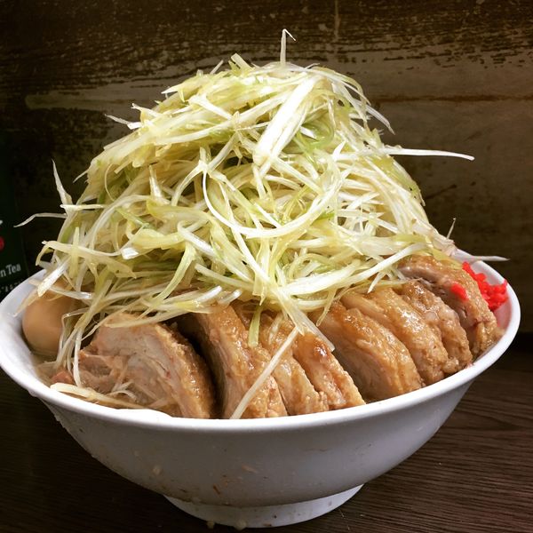 「ラーメン大豚W ネギW 味玉ベニ」@ラーメン二郎 横浜関内店の写真