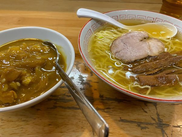 「中華そばと半カレーライス」@中華そば さとうの写真