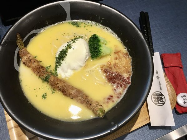 「白」@麺巧 潮の写真