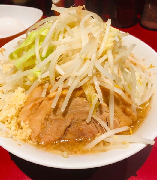 「小ラーメン700円生卵50円」@ラーメン二郎 荻窪店の写真