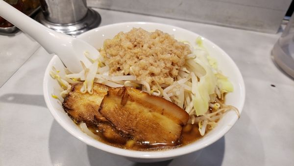 「豚煮干し(野菜増し)900円【３月限定】」@つけめん102 大宮店の写真