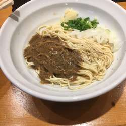 煮干しラーメンと牡蠣の和え玉